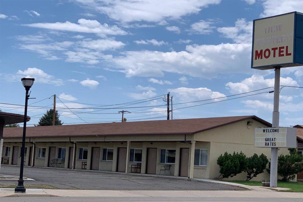 New Western Motel Пейнгуич Екстериор снимка