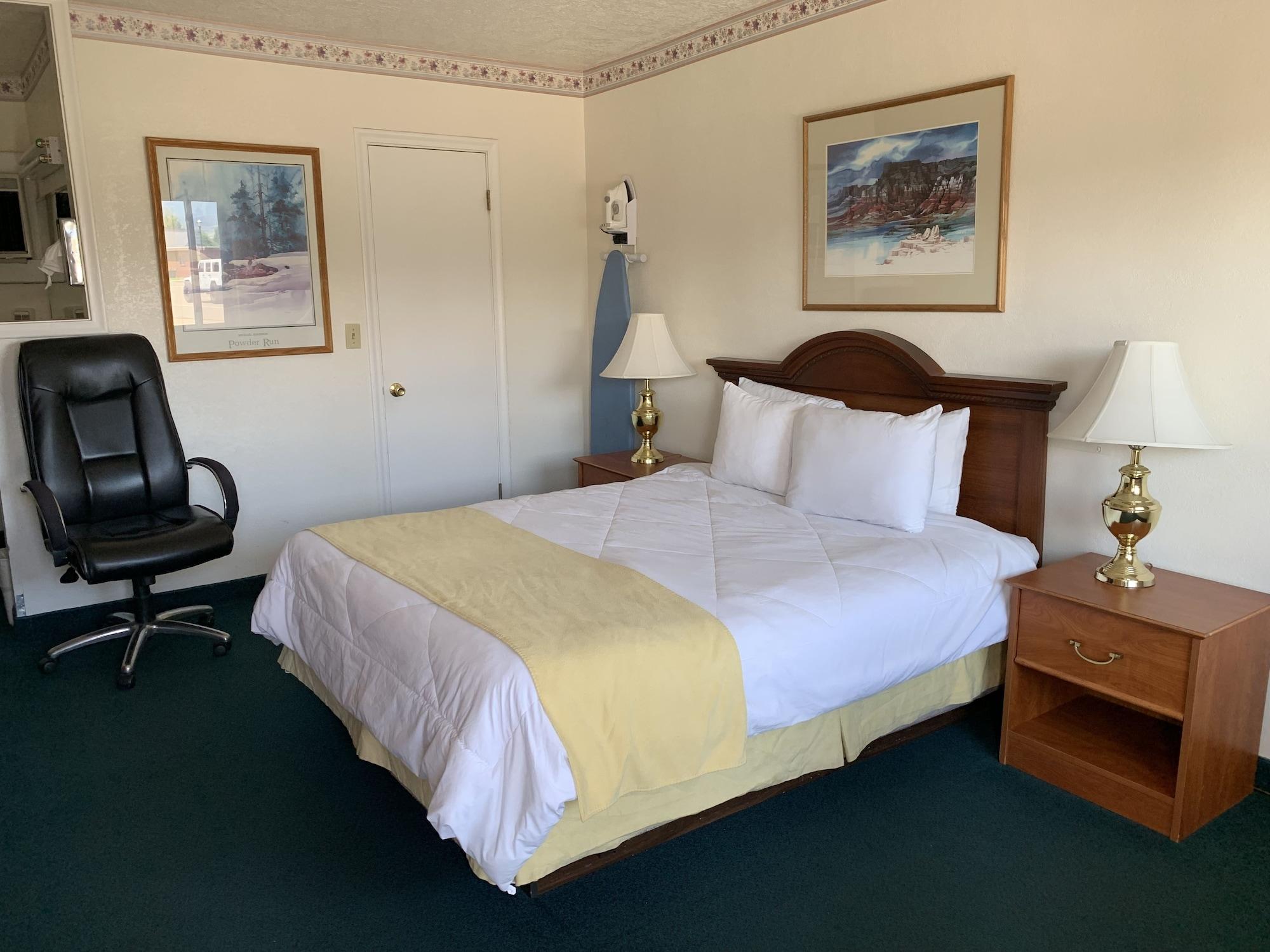 New Western Motel Пейнгуич Екстериор снимка